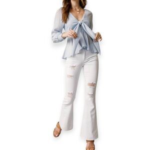 FLAWLESS LIGHT BLUE SHEER TEXTURED TIE FRONT BLOUSE SZ.M EUC.